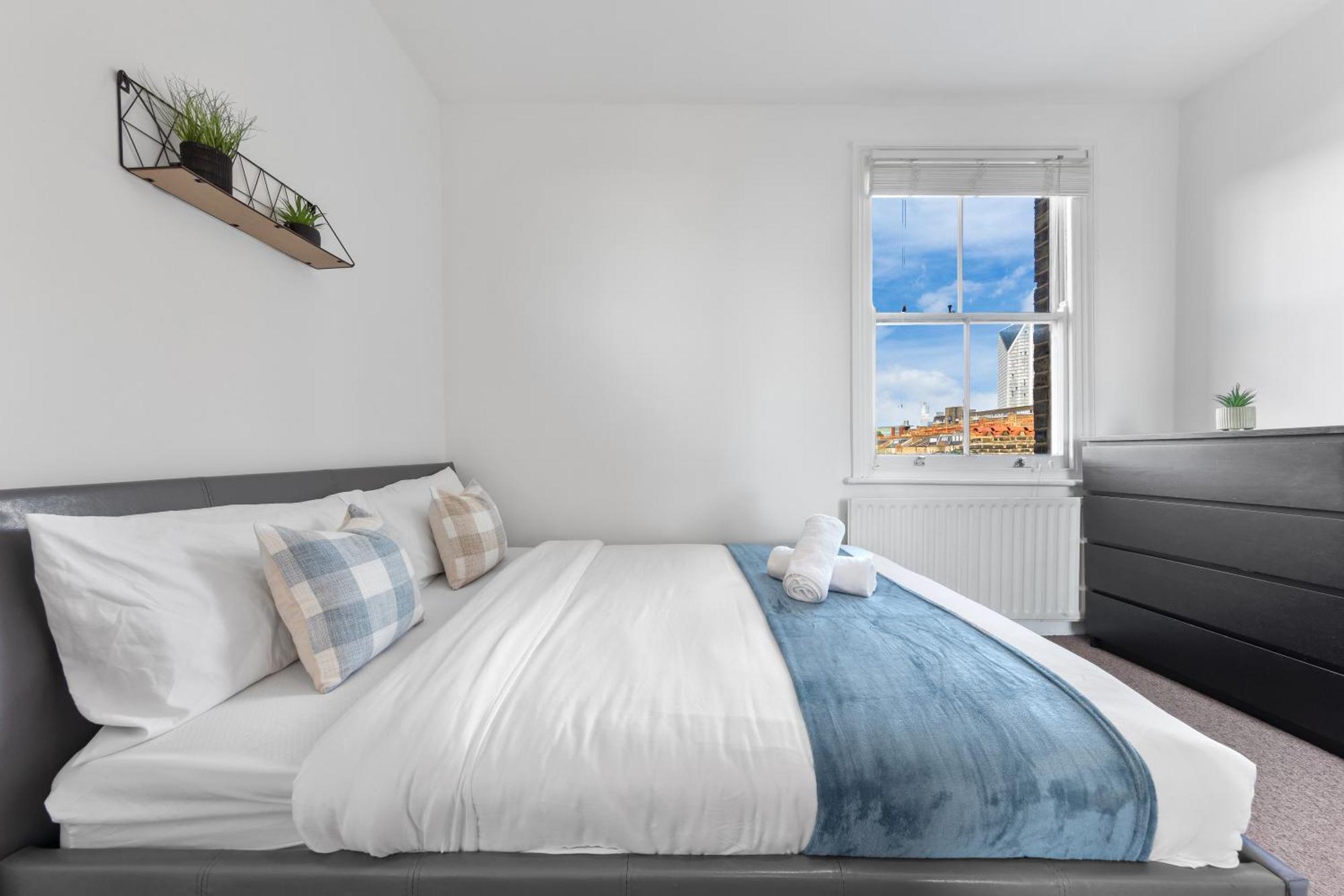 Luxury 4 Bedroom Flat With Stunning Shard View From Terrace In Central London! Next To Station, Sleeps 9 Ngoại thất bức ảnh