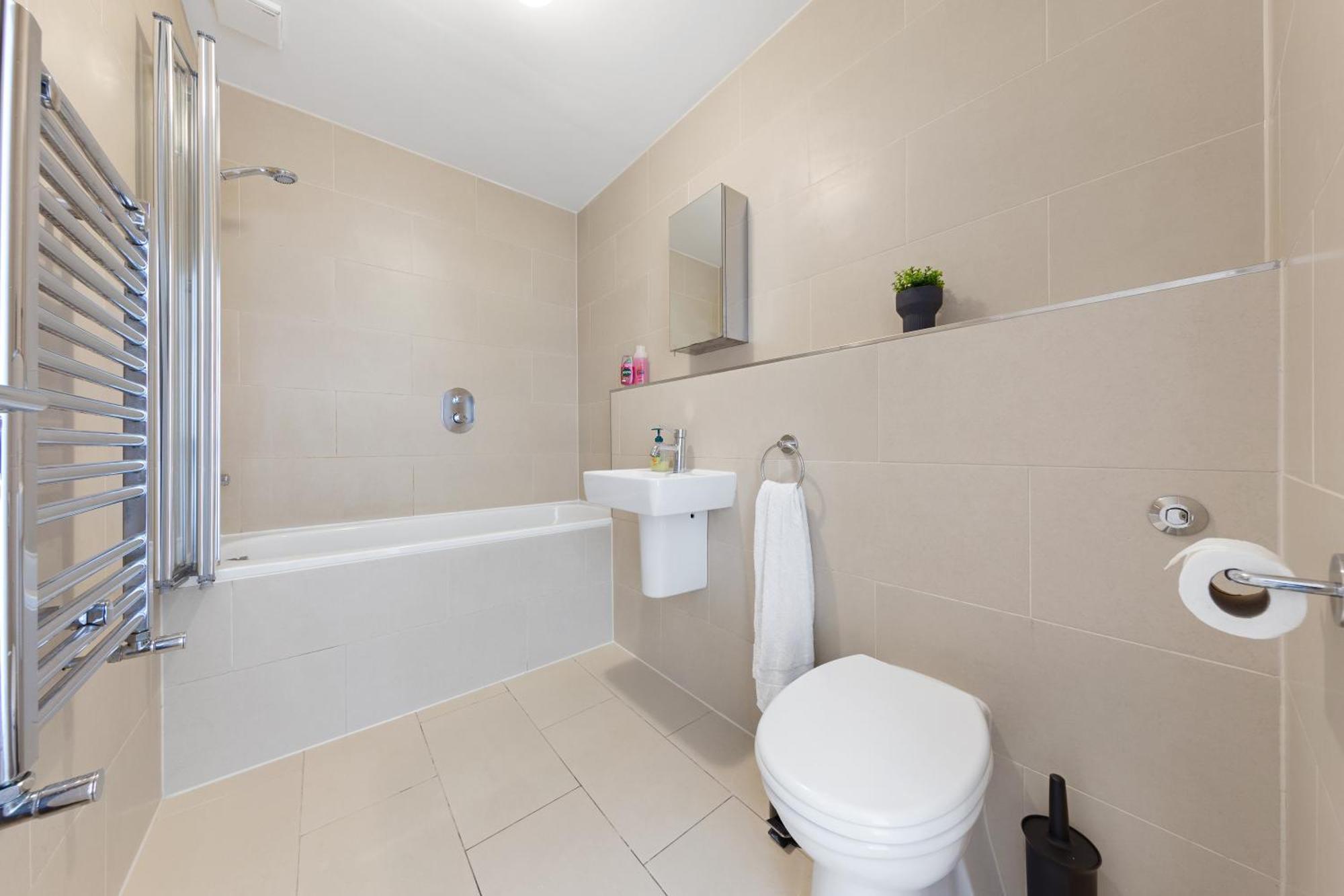 Luxury 4 Bedroom Flat With Stunning Shard View From Terrace In Central London! Next To Station, Sleeps 9 Ngoại thất bức ảnh