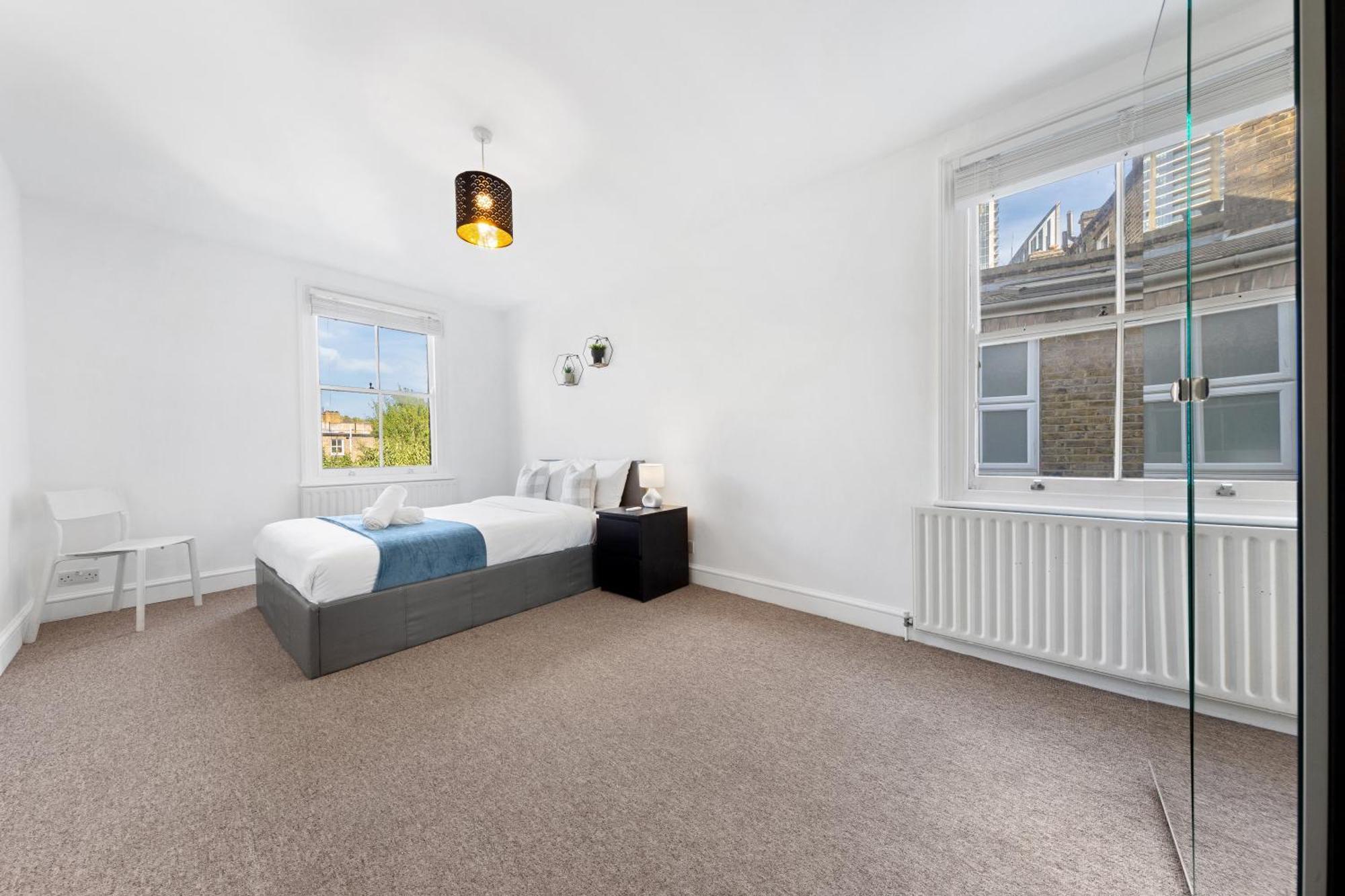 Luxury 4 Bedroom Flat With Stunning Shard View From Terrace In Central London! Next To Station, Sleeps 9 Ngoại thất bức ảnh
