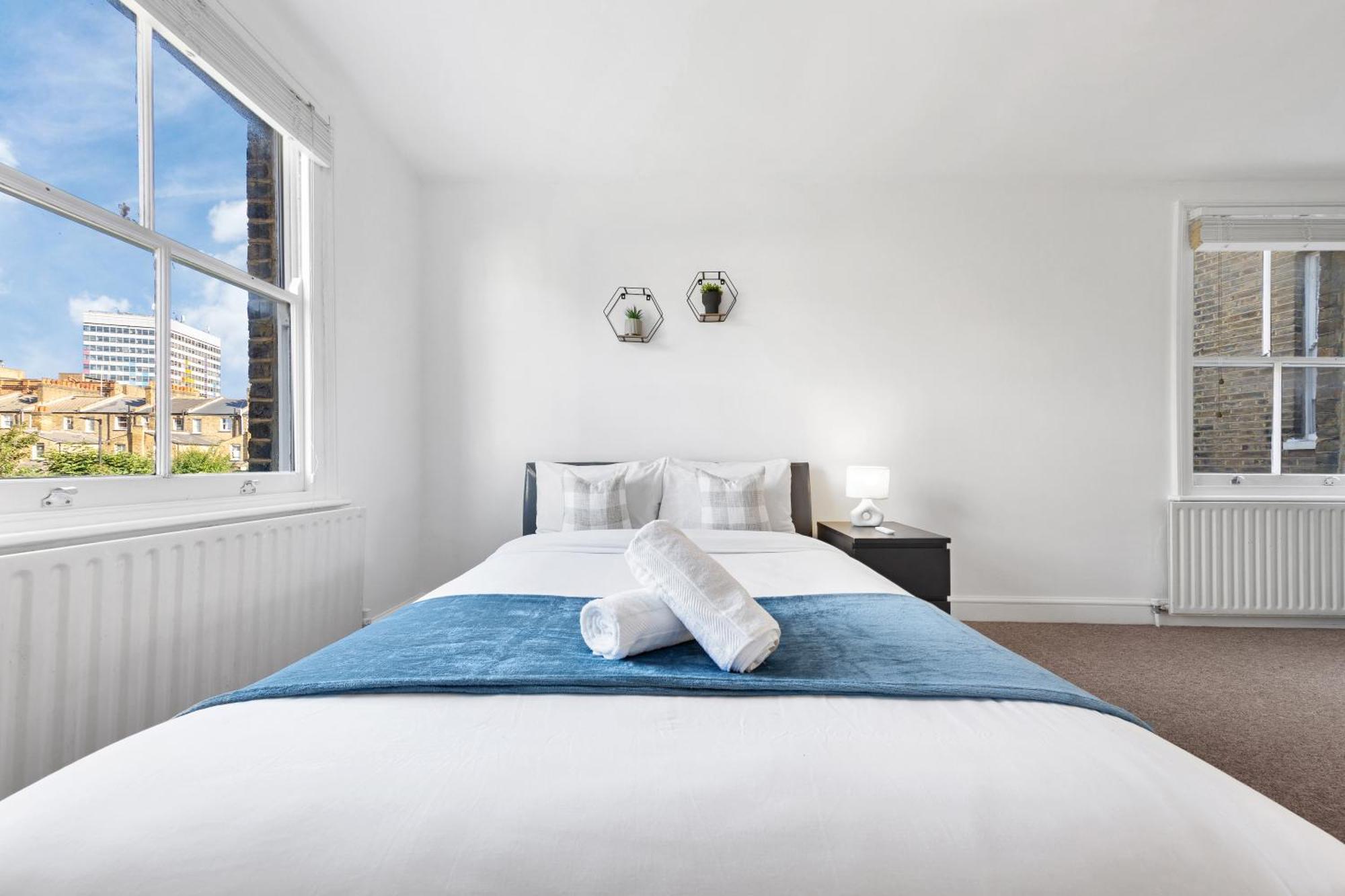 Luxury 4 Bedroom Flat With Stunning Shard View From Terrace In Central London! Next To Station, Sleeps 9 Ngoại thất bức ảnh